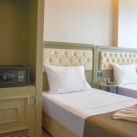 Hotel Mayer