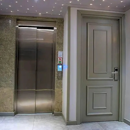 Mayer Hotel 2*